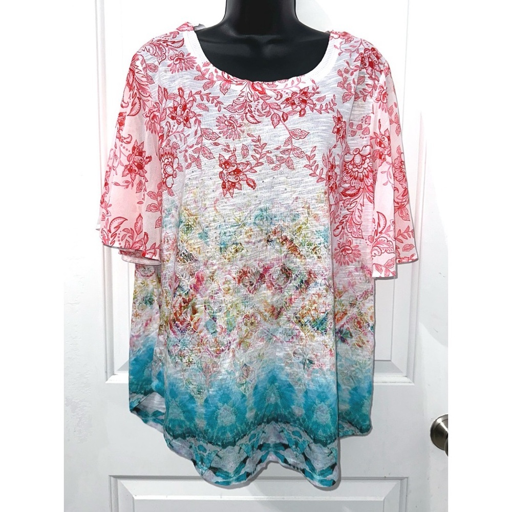 Concepts Coral, White & Blue Flutter Sleeve Lightweight Top Blouse